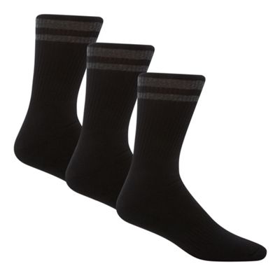 Debenhams Basics Pack of three black sports socks
